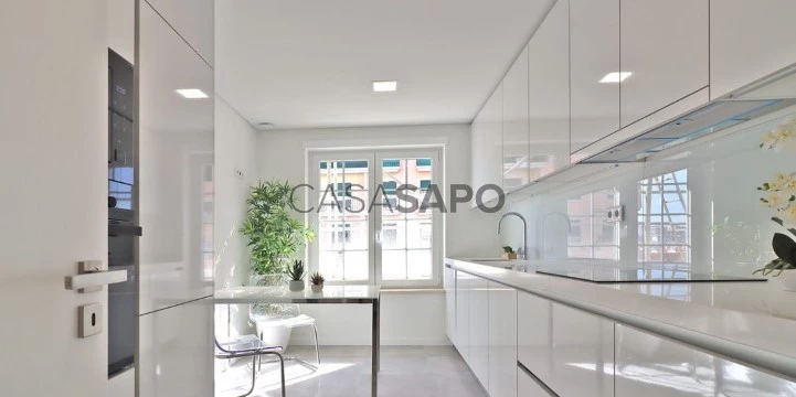 Apartamento T3 para comprar na Amadora