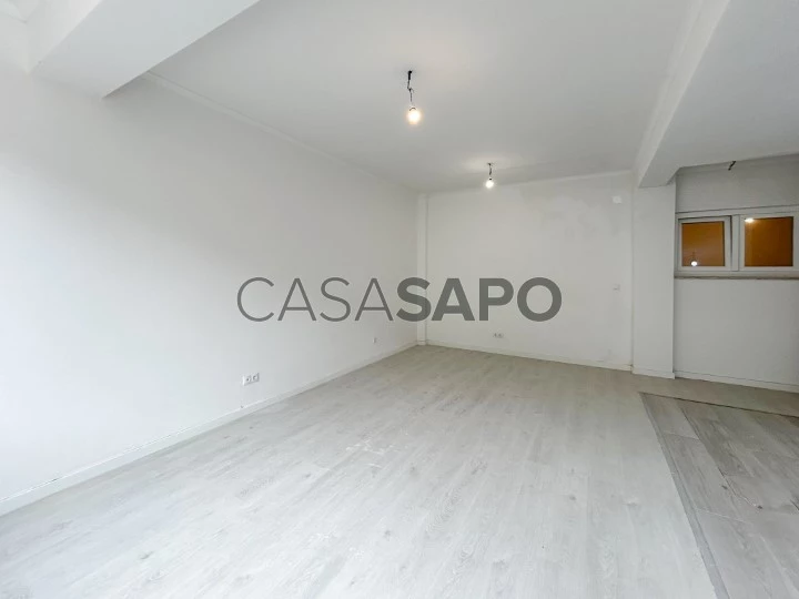 Apartamento T3+1 para comprar em Sintra