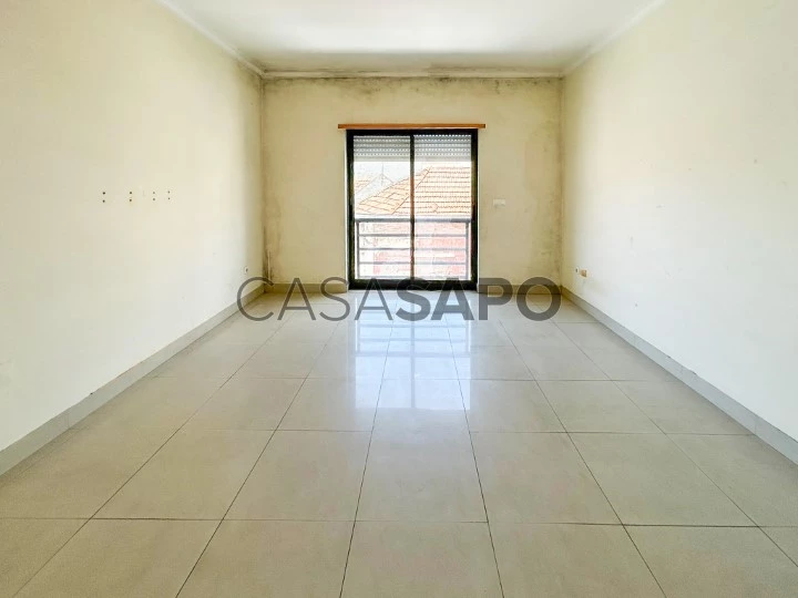 Apartamento T2 para comprar no Barreiro