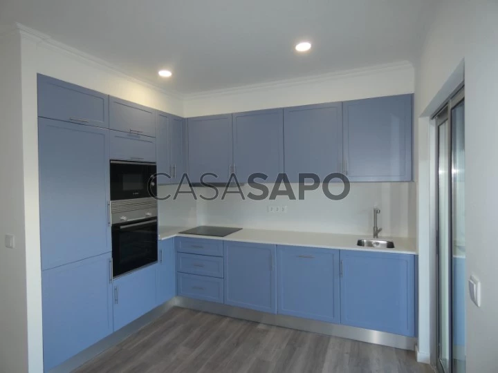 Apartamento T1 Triplex para comprar em Loulé