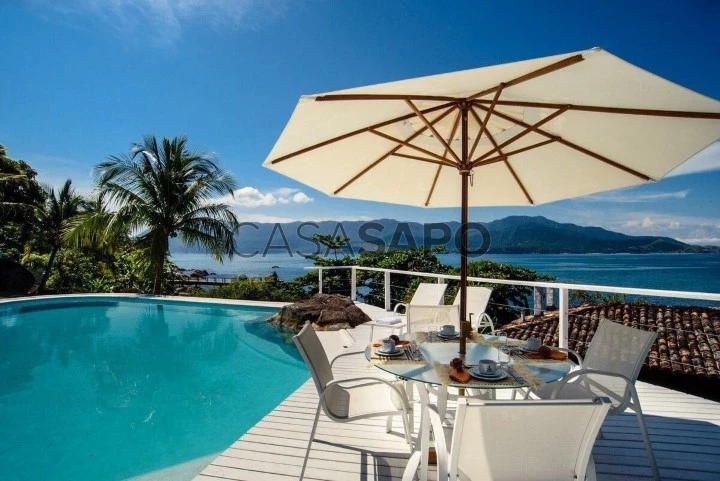 House in Ilhabela for holiday rental with sea view