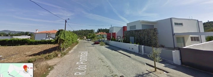 Moradia T3 Duplex para comprar em Guimarães