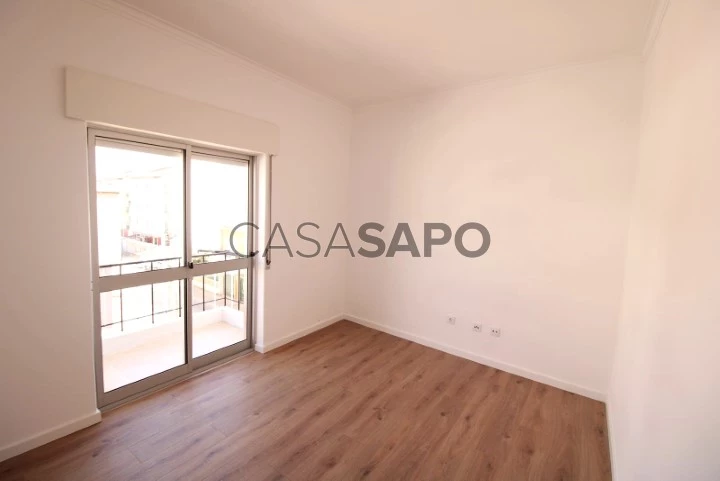 Apartamento T2 para comprar no Barreiro