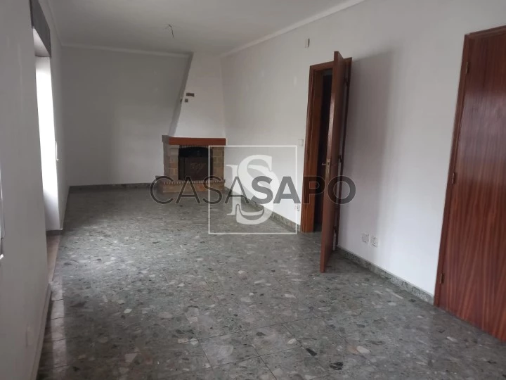 Apartamento T2 para comprar na Lourinhã