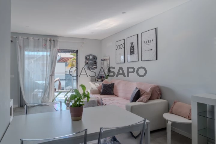 Apartamento T2 Triplex para comprar em Vila Real de Santo António