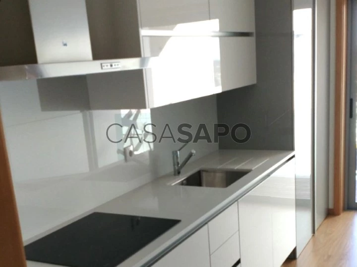 Apartamento T2 para comprar em Santa Maria da Feira