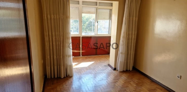 Apartamento T2 Triplex para comprar em Odivelas