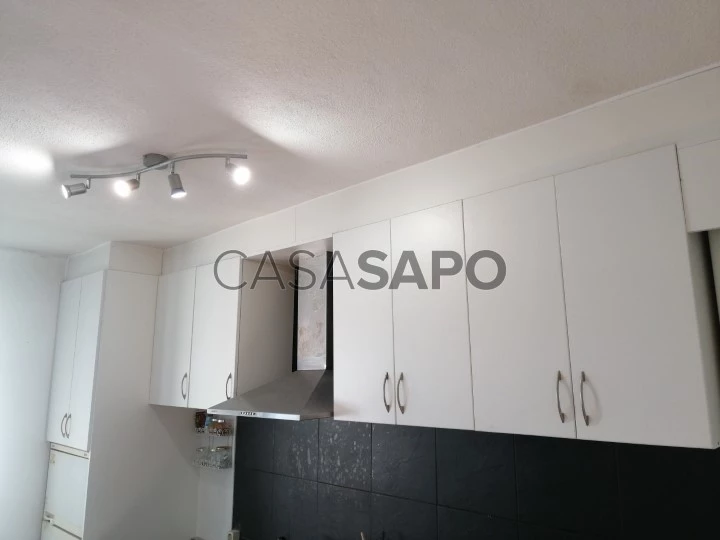 Apartamento T1+1 Duplex para alugar em Lisboa