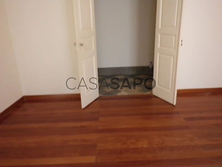 Apartamento T2+1 para alugar em Sintra