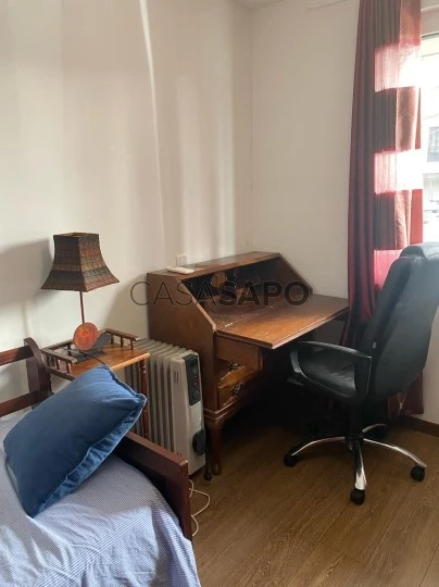 Quarto para alugar na Amadora